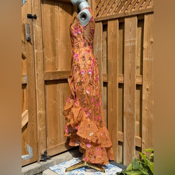 🆕 BRONX & BANCO🧿 NWOT Sicilia Coral Sequin Fluted Hem Maxi Dress, Sz XS US2 - Picture 6 of 15